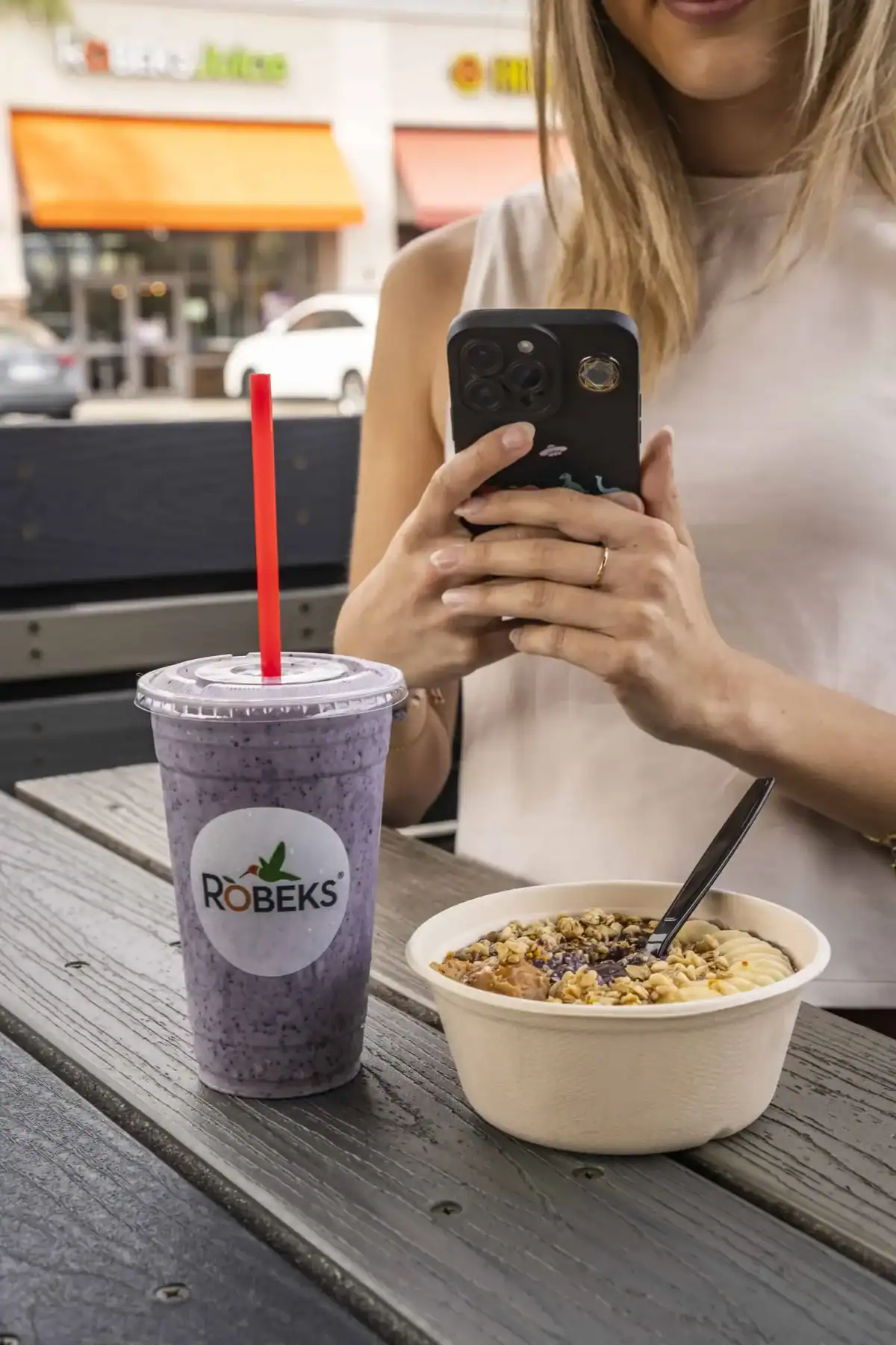 3 Ways Robeks Juice Simplifies Franchise Operations with Digital Innovation